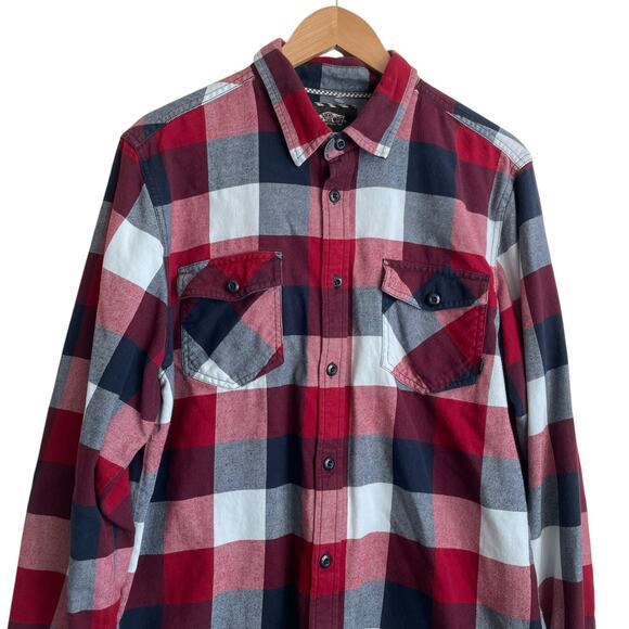 Vans Mens Shirt L Red Plaid Flannel Button Up Rugged Cabincore Travel Casual - Picture 4 of 10